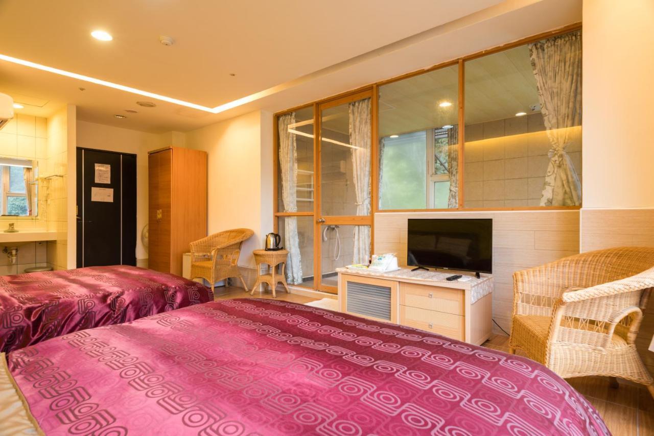 Crystal Hotel Renai Exterior photo